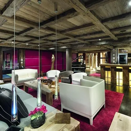Alpesi faház Great Chalet With Splendid View And Indoor Jacuzzi *