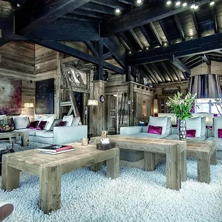 Great Chalet With Splendid View And Indoor Jacuzzi Alpesi faház